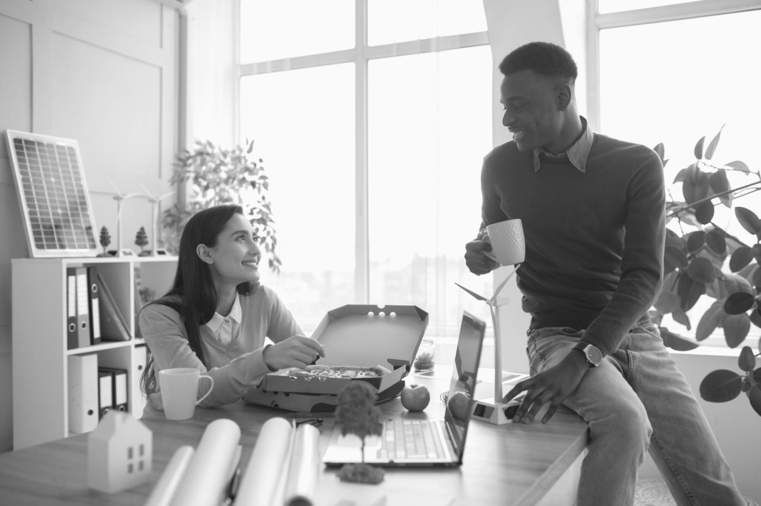Espace de travail pour entrepreneurs apprenant la finance